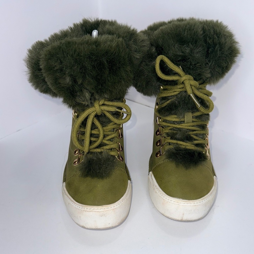 Liliana Wedge Bootie Womens 8.5 Olive Green Faux Fur Lace Up Hidden Wedge Winter